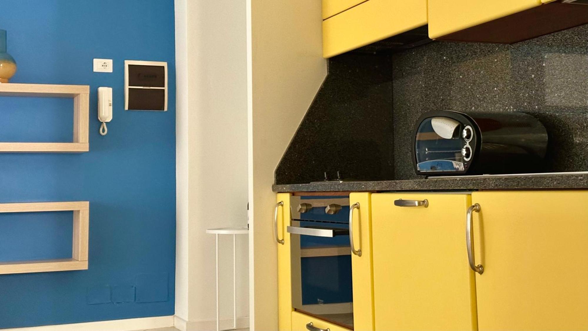 N276 - Numana, Bilocale Fronte Spiaggiola Con Piscina *