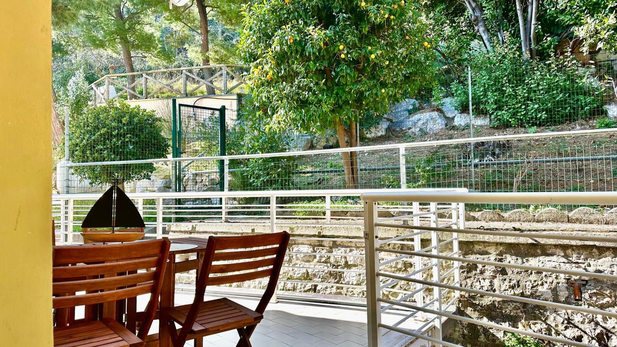 N276 - Numana, Bilocale Fronte Spiaggiola Con Piscina * Numana